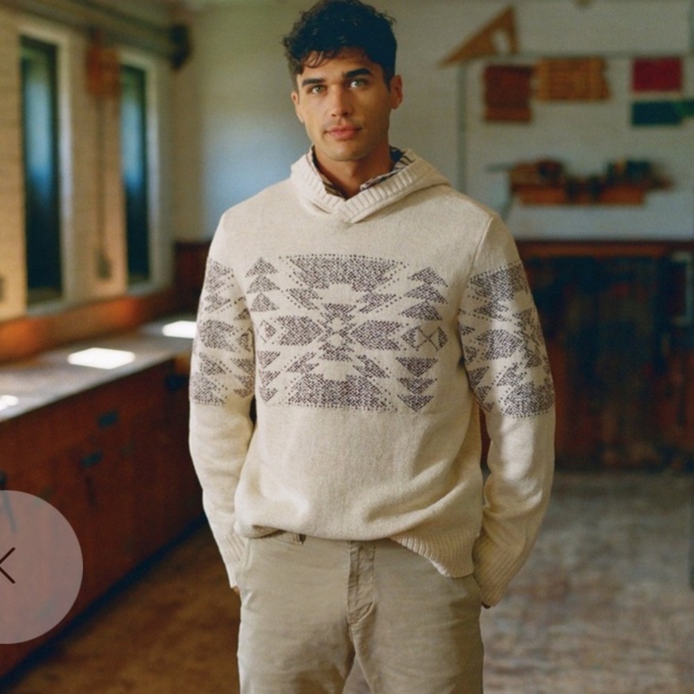 AMERICAN EAGLE AZTEC SOFT SWEATER HOODIE CREAM AND BROWN SIZE SMALL NWT